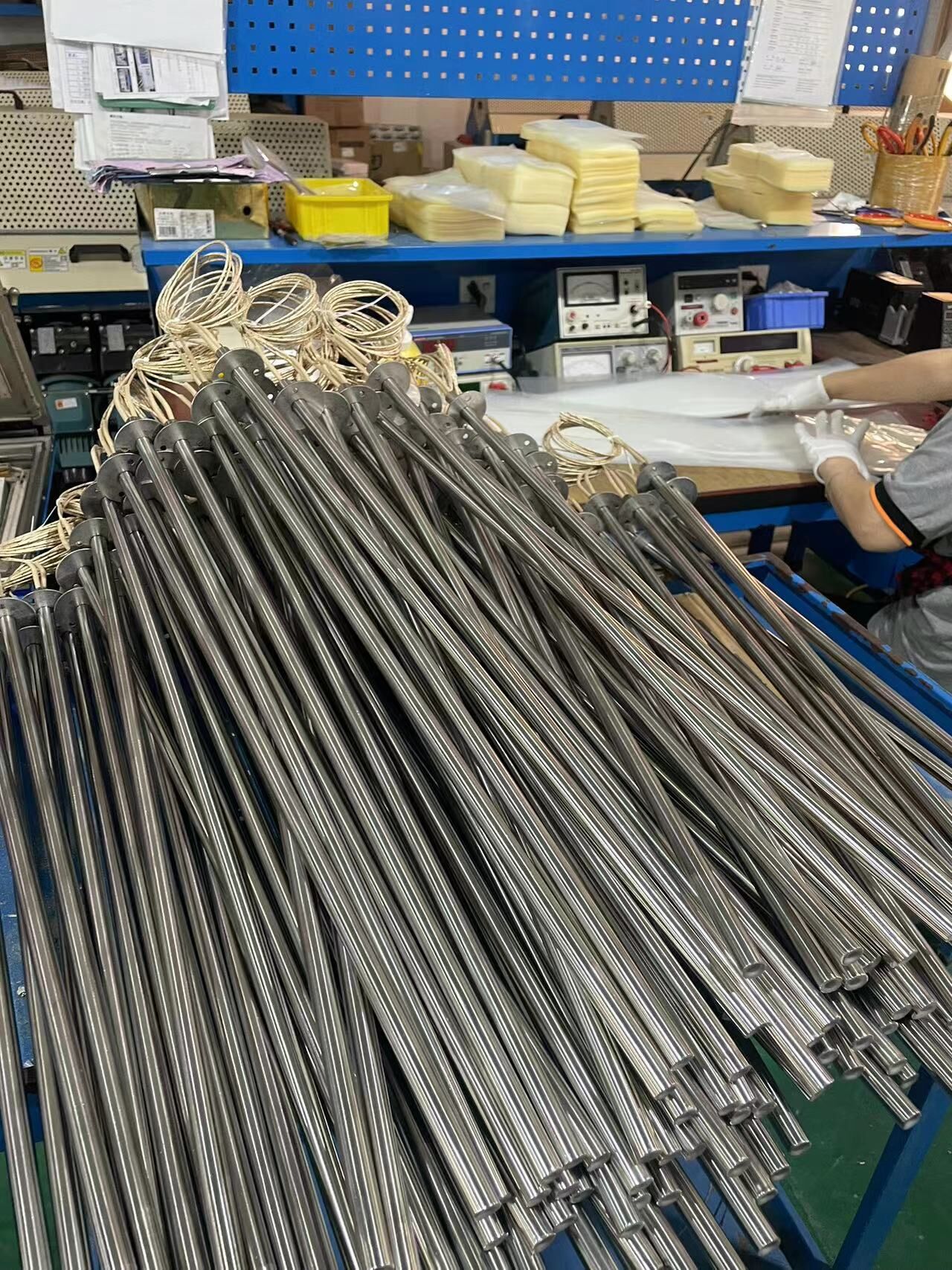 极短单头电热管-模具加热管-凯时尊龙人生就是博电子-电力调解器-调功器-功率控制器-功率调理器-可控硅调压器-[凯时尊龙人生就是博电子]